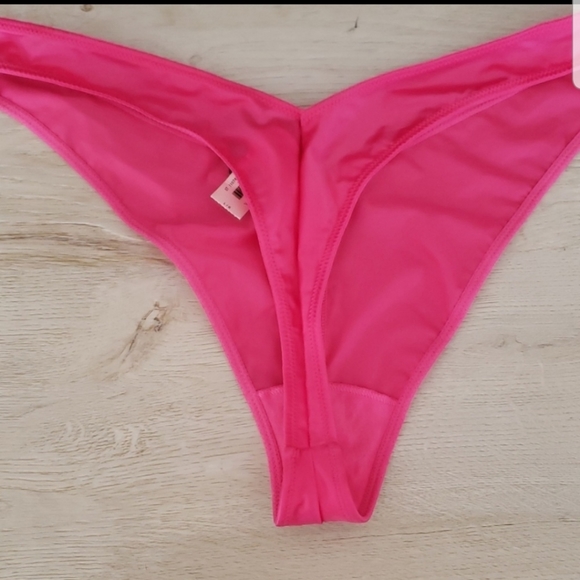 ISO!! Victoria Secret Thong - Picture 2 of 4